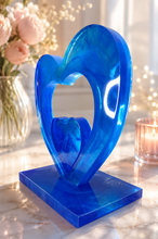 Load image into Gallery viewer, Heart Shaped Stand
